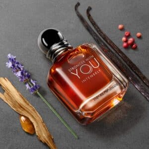 EMPORIO ARMANI Stronger With You Intensly hover